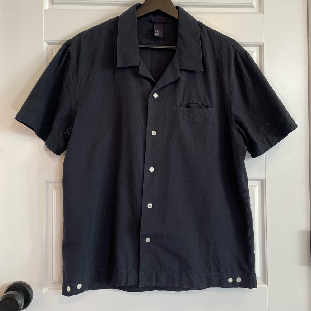 H&M Men’s Trend Camp Shirt. Size S.